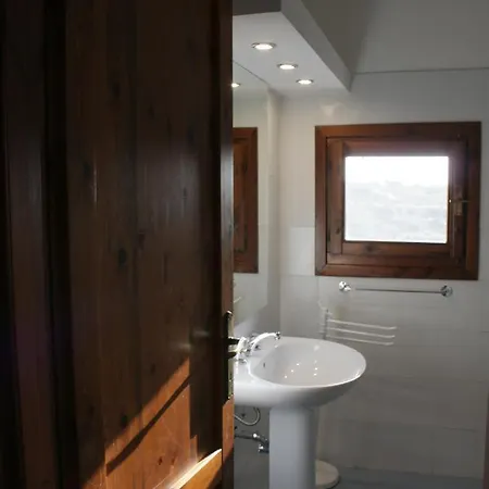 Ginestra Apartment *